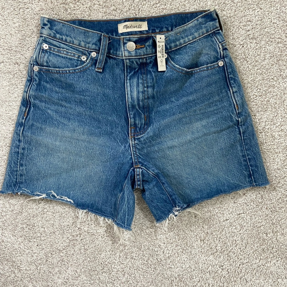 NWT Madewell Relaxed Mid length Denim Short in Cranwood wash